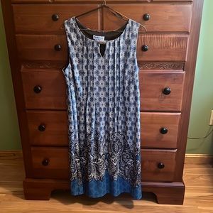 Blue patterned dress size 14